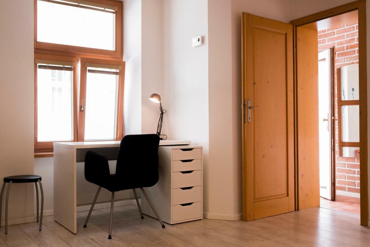 Columbo Apartment Bratislava Exterior foto